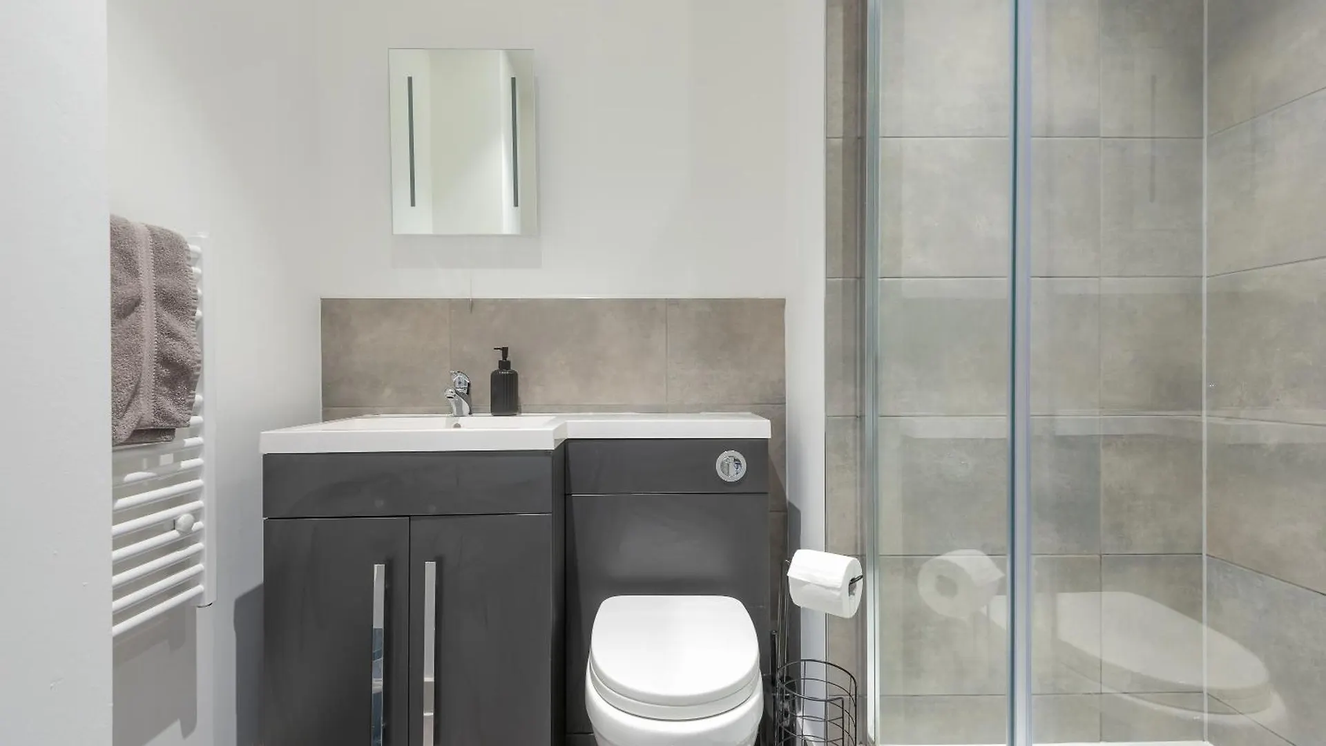 Thornhill House Serviced Apartments Wakefield Storbritannien